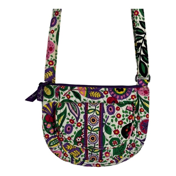 Vera Bradley Handbags - Vera Bradley‎ Viva La Vera Saddle Up Crossbody Handbag